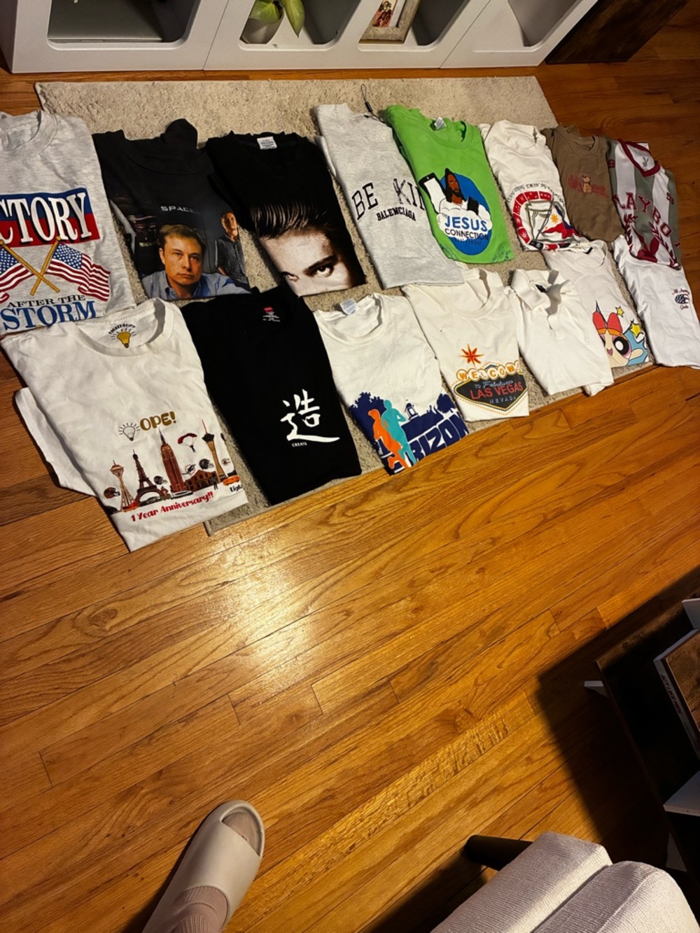 15 shirts for price of 1 comes with VARIETY SIZE TSHIRT BUNDLE